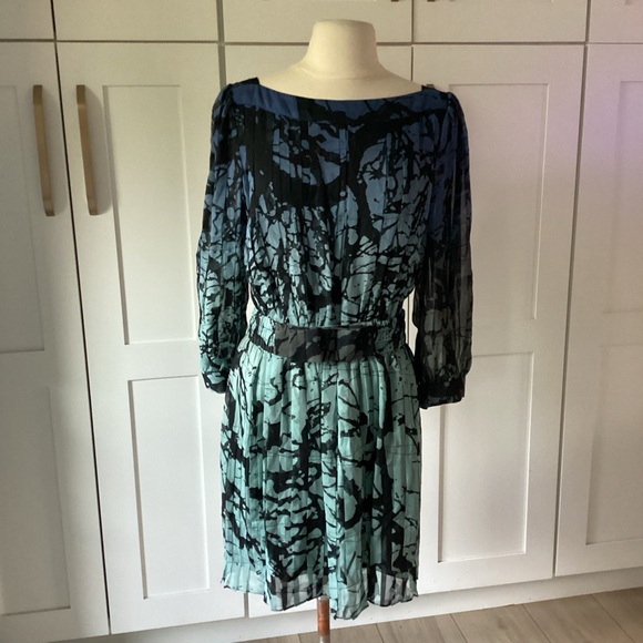 DVF Dress Diane Von Furstenberg Womens 10 Teal and Black Long Sleeve Waist Belt